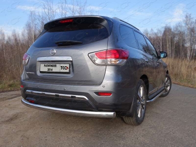 Защита заднего бампера овальная 75х42 мм ТСС для Nissan Pathfinder 2014-2021
